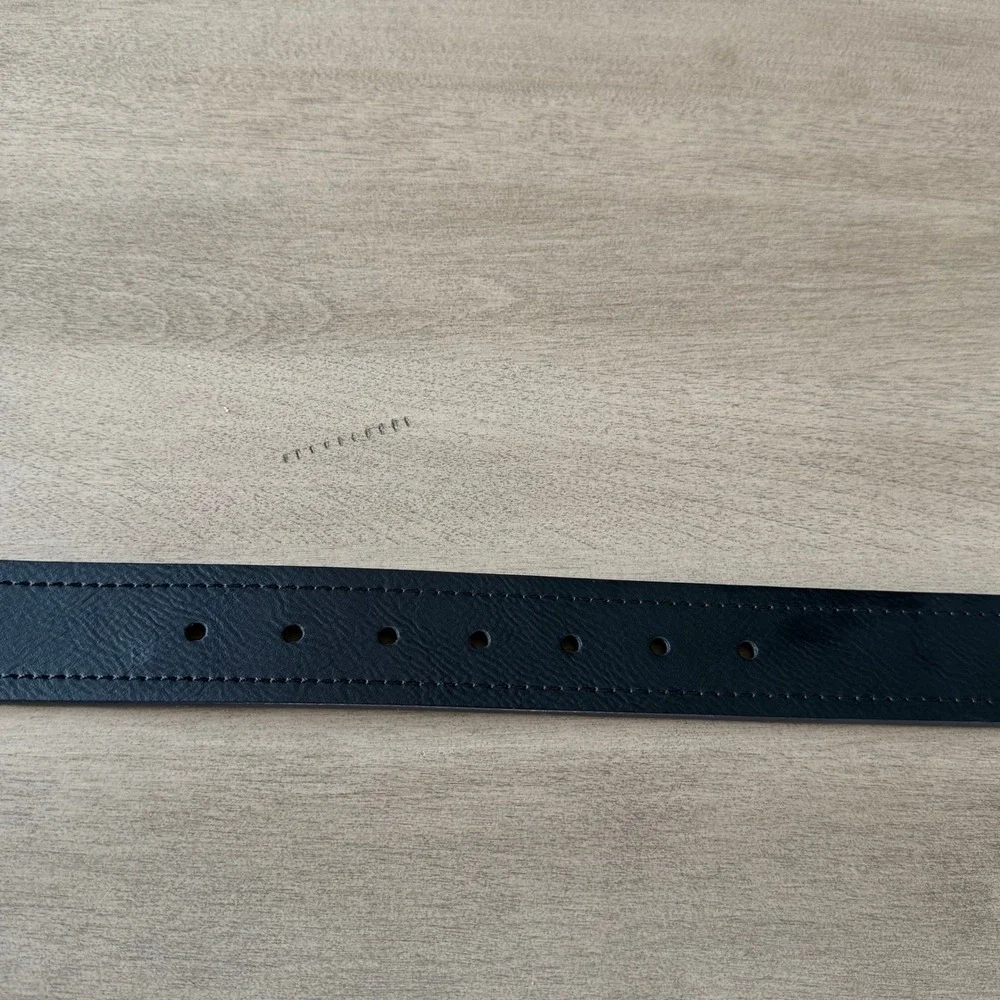 Levis Mens‎ Reversible Belt Black Brown Gunmetal Buckle Size XL 42-44 NEW